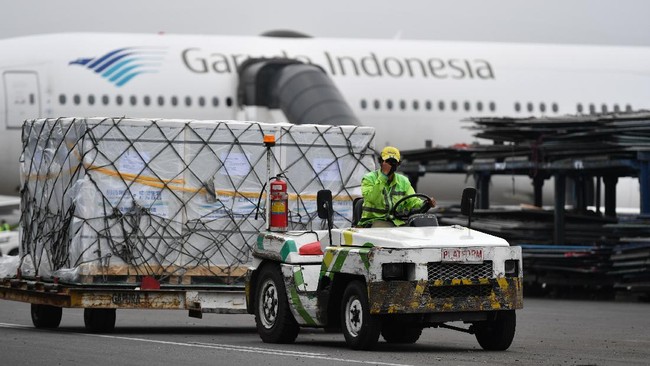 Setelah 1,4 juta dosis ini, 4 juta dosis vaksin Sinopharm bakal kembali datang yang bakal digunakan untuk Vaksinasi Gotong Royong.