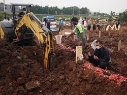 Komponen Eskavator di TPU Jombang Dicuri, Kerugian Rp 100 Juta