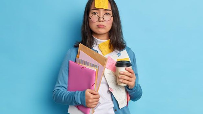 Tips Atasi Stres Saat WFH di Tengah Pandemi, Khusus buat Kamu yang Baru Kerja Tips Atasi Stres Saat WFH di Tengah Pandemi, Khusus buat Kamu yang Baru Kerja