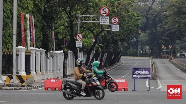 Polisi menambah titik penyekatan menjadi 998 dari 651 titik selama PPKM Darurat untuk mengantisipasi mobilitas saat Iduladha 20 Juli.