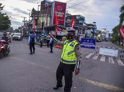 Biasanya Dihindari, Razia Polisi Ini Malah Ramai Diserbu Warga