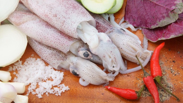 Resep Cumi Saus Tiram Pedas Manis Resep Cumi Saus Tiram Pedas Manis