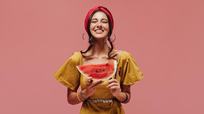 Deretan Skincare Menyegarkan dengan Kandungan Semangka Mulai dari Rp30 Ribuan Deretan Skincare Menyegarkan dengan Kandungan Semangka Mulai dari Rp30 Ribuan