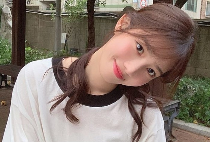 Yang Hye Ji debut pertama kali pada drama Secret Crushes tahun 2016. Sampai tahun ini, ia sudah membintangi beberapa judul drama terkenal seperti Big Issues dan When The Weather is Fine/foto: instagram.com/hazziss