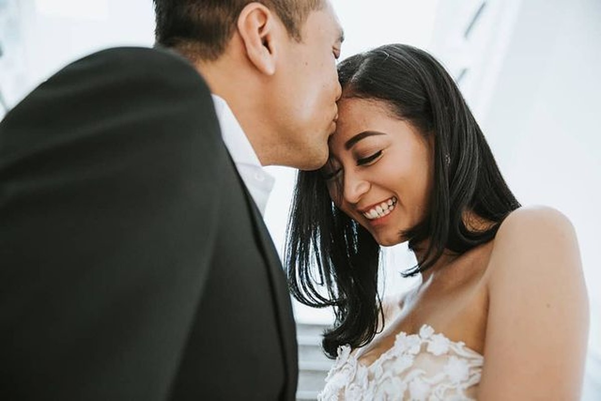 8 Foto Manis Chiko Hakim dan Sang Istri yang Kini Tinggal Kenangan