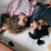Langkah Foreplay yang Disukai Perempuan, Wajib Diketahui Para Suami, Nih!