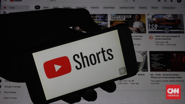 Youtube menjadi media sosial paling banyak diakses oleh masyarakat Indonesia.