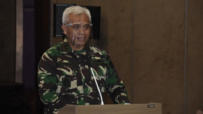 Jaksa Agung Muda bidang Pidana Militer (Jampidmil) merupakan jabatan pertama yang baru dibentuk era Presiden Jokowi untuk merumuskan penuntutan ranah militer.