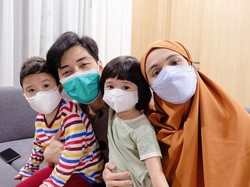 Hiks... Ramadan, Nycta Gina dan 2 Anaknya Positif Corona