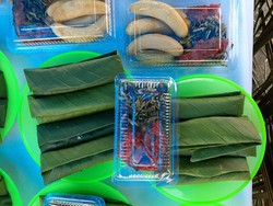 Kuliner Unik dari Papua: Papeda Bungkus Plus Ikan Louhan Goreng