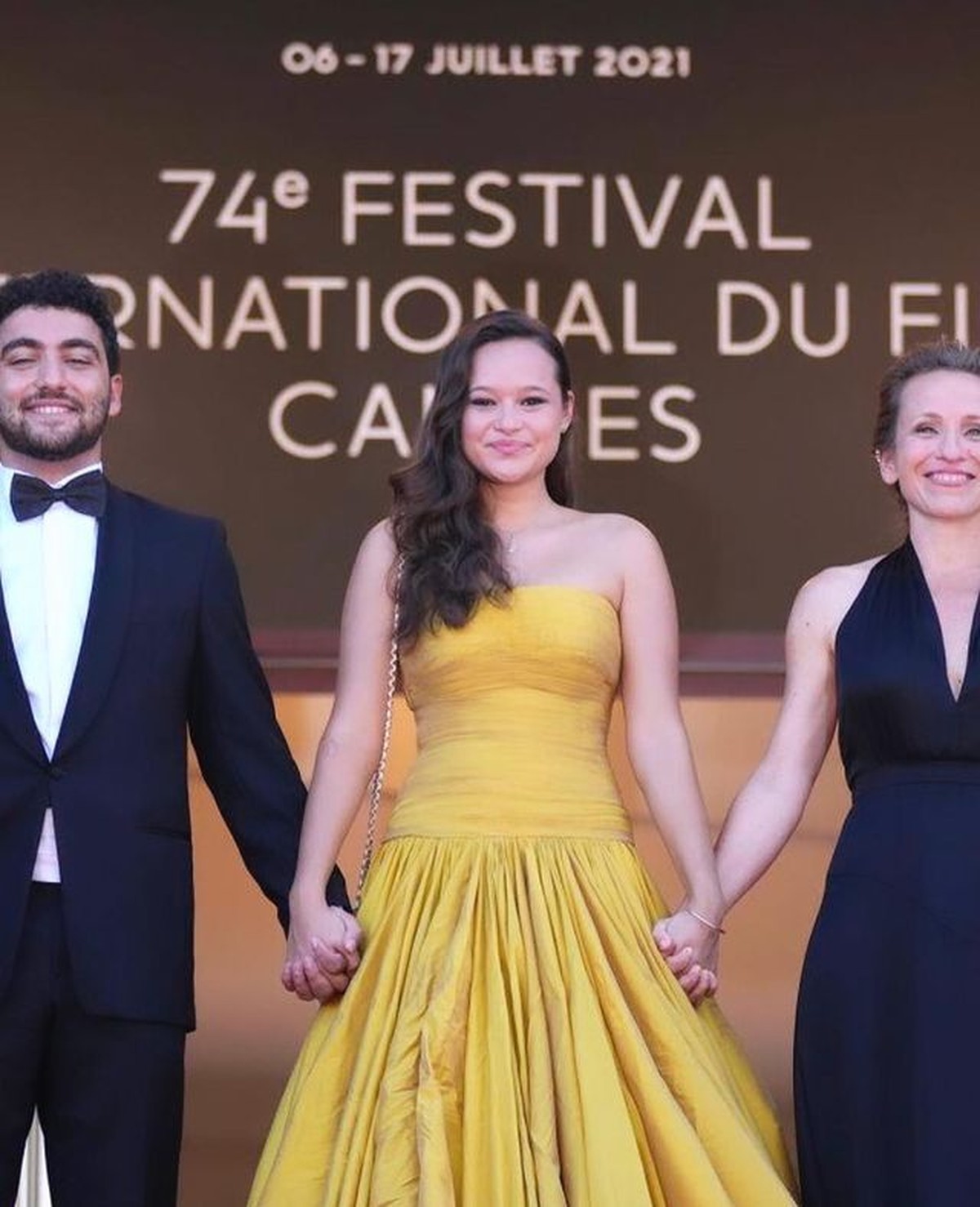 Melati Wijsen wanita asal Indonesia yang hadir di Festival Film Cannes curi perhatian&period; Yuk kita intip potretnya&excl;