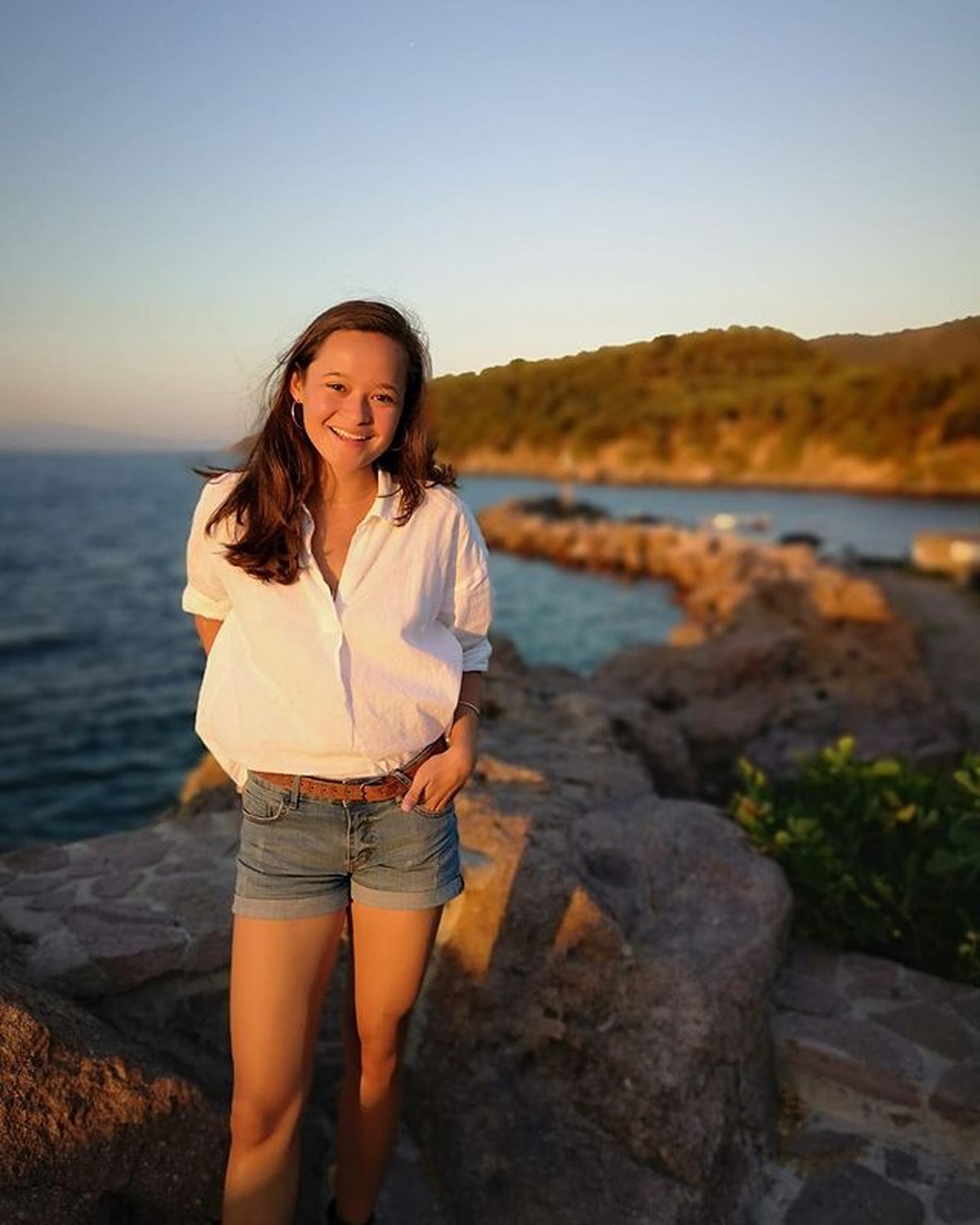 Melati Wijsen wanita asal Indonesia yang hadir di Festival Film Cannes curi perhatian&period; Yuk kita intip potretnya&excl;