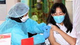 ITAGI Ungkap Alasan Vaksin Covid-19 Dosis Ketiga ke Nakes