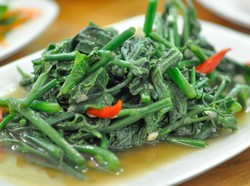 Resep Tumis Daun Labu Bumbu Terasi yang Renyah Sedap