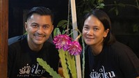 <p>Jangan sedih karena tak melihat tanaman hias bunga milik Dian, Bunda. Ternyata Dian dan sang suami merawat tanaman hias bunga wijaya kusuma, lho. Cantik banget, ya! (Foto: Instagram: @bu_deedee)</p>