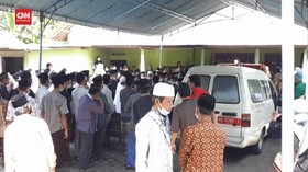 VIDEO: Akad Nikah Dilakukan di Depan Jenazah Ayah