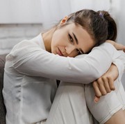 Sering Ragu Terhadap Diri Sendiri? Hati-Hati Imposter Syndrome!