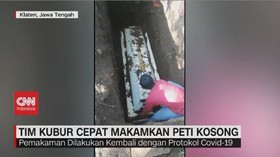 VIDEO: Tim Kubur Cepat Makamkan Peti Kosong