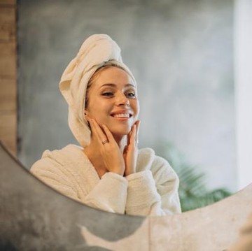 Nggak Harus Mahal, 5 Kiat Sederhana Ini Bisa Bikin Kulit Wajah Jadi Glowing