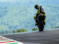 Petronas SRT ke Rossi: Jadi Pensiun Enggak, Nih?