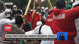 VIDEO: Warga Minta Bantuan Damkar Makamkan Jenazah