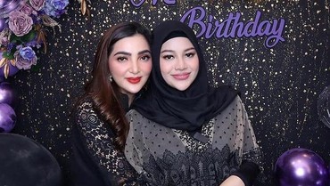 img-title Aurel Hermansyah Pernah Diusir Ashanty, Nangis hingga Cium Kaki Sang Ibu Sambung