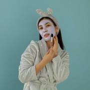 Mengenal Penyebab dan 5 Cara Mengatasi Jerawat Saat Menstruasi