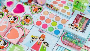 Super Cute! Intip Kolaborasi Colourpop Cosmetics dengan The Powerpuff Girls!