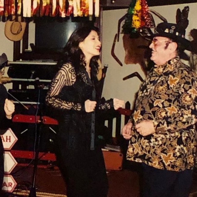 Tamara Bleszynski mengunggah foto-foto lawasnya di akun Instagramnya. Yuk kita intip potretnya!