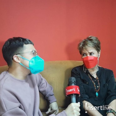 Bahasa Gaul Mempersatukan Elmand dan Debby Sahertian