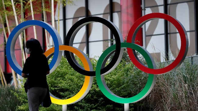 Atlet voli pantai Ceko, Ondrej Perusic, dinyatakan positif Covid-19 di Wisma Atlet Olimpiade di Tokyo, Senin (19/7).