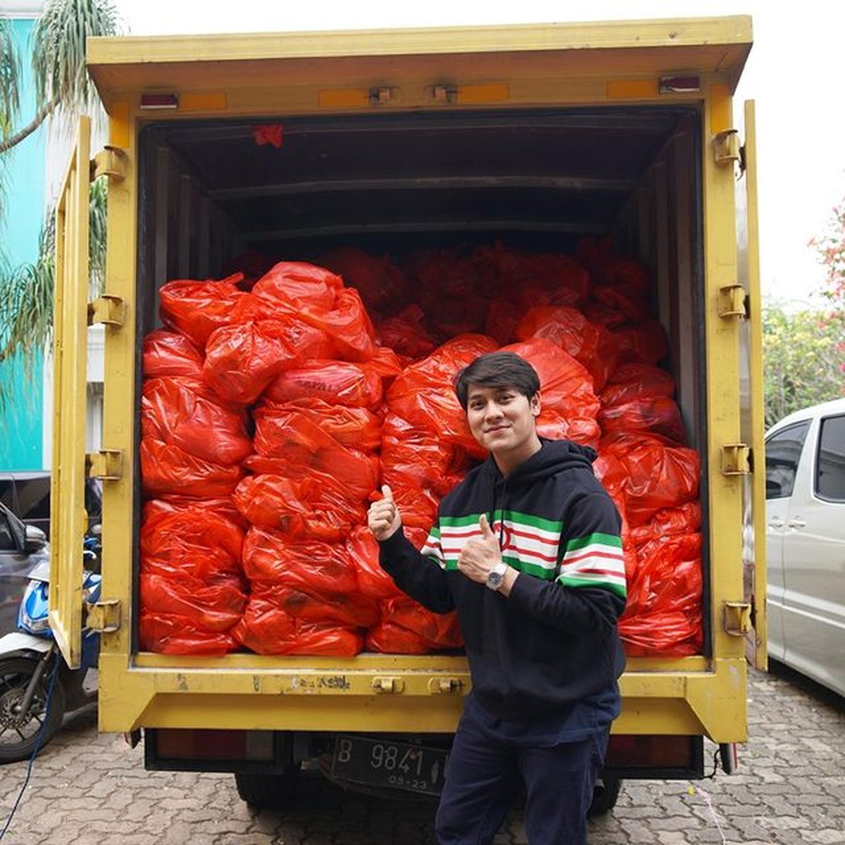 Penampakan Motor Gede Seharga Rp536 Juta Milik Rizky Billar Kado dari Lesti Kejora