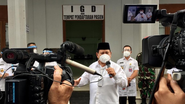 Menhan Prabowo digugat perkumpulan warga terkait tanah kaveling TNI AL di Pangkalan Jati dan Pondok Labu.