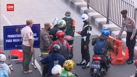 VIDEO: Kemacetan di Salah Satu Titik Penyekatan Baru Jakarta