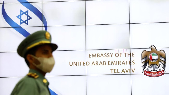Dawn mendesak Uni Emirat Arab (UEA), Bahrain, Sudan, dan Maroko untuk memutuskan hubungan diplomatik dengan Israel yang tengah membombardir Gaza, Palestina.
