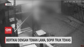 VIDEO: Bertikai Dengan Teman Lama, Sopir Truk Tewas