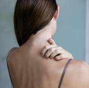 Body Acne Bikin Ganggu, Ini Cara Perawatan dan Rekomendasi Produk untuk Mengatasinya