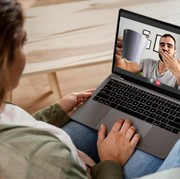 Jika PPKM Diperpanjang, Ini 6 Ide Aktivitas Online yang Bisa Kamu Lakukan dengan Pasangan
