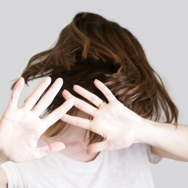 Heboh Karyawati Ekspedisi Dicium Paksa Sekuriti Apartemen, Begini Kronologinya