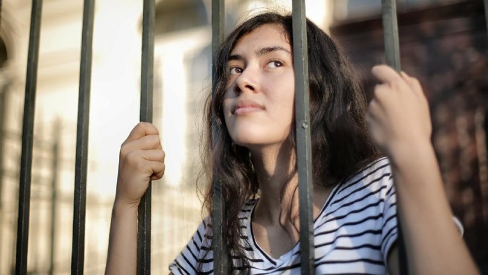 Panduan Isolasi Mandiri untuk Menjaga Diri dan Orang Tersayang dari COVID-19