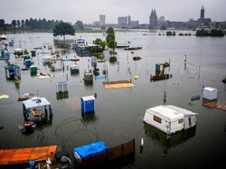 Pagi yang Muram di Roermond Belanda, Kota Diterjang Banjir Dahsyat