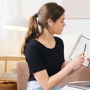 Kayak Kutu Loncat, 4 Zodiak Penuh Energi Ini Nggak Bisa Diam dan Gercep Abis, Lihatnya Saja Capek!