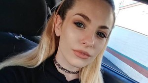 Potret Dahlia Sky, Bintang Porno yang Depresi dan Bunuh Diri di ...