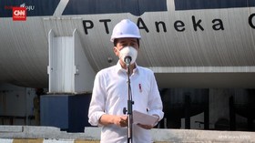 VIDEO: Jokowi Tinjau Pabrik Oksigen Pastikan Pasokan Aman