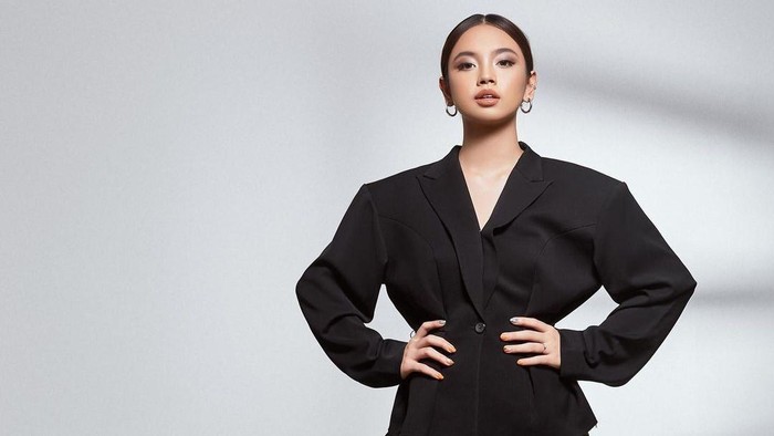 7 Fakta Menarik Album Perdana Lyodra Ginting, Pre-Order Ludes Sekejap!