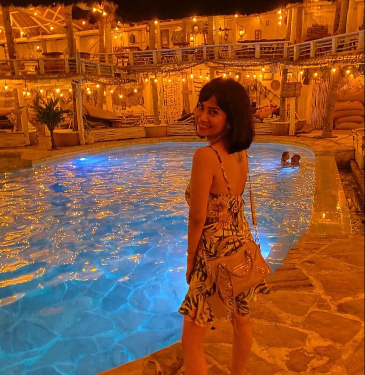 Berikut ini adalah deretan potret cantik artis Tanah Air saat pamer tato&period; Yuk intip siapa saja&excl;