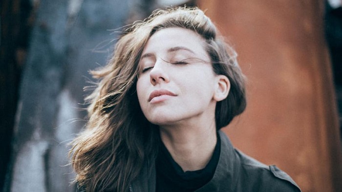 Nggak Bisa Dihindari, Ini 3 Cara Positif untuk Menghadapi Perubahan dalam Hidup