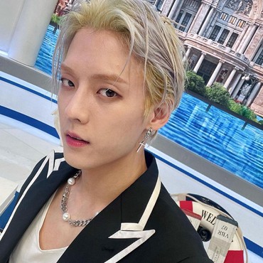 Usai Doyoung & Junghwan TREASURE, Minhyuk BTOB Positf COVID-19