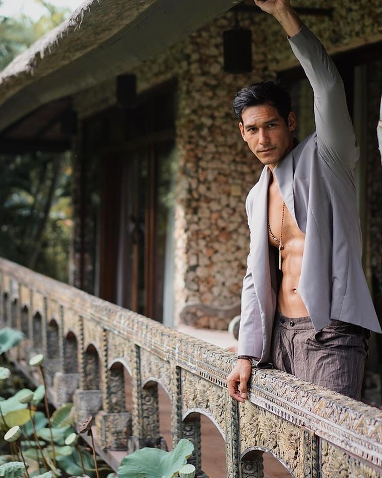 Deretan mantan Jessica Iskandar tengah disorot, termasuk Richard. Yuk intip potret Richard Kyle pamer otot!