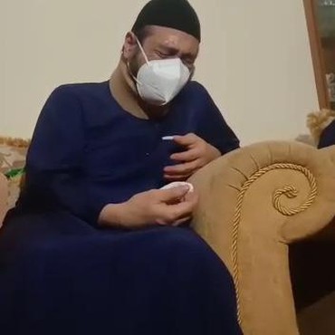 Tegas Gugat Cerai Noviana, Kini Ferry Irawan Nangis Saat Digugat Anggi